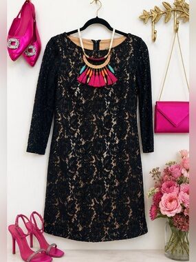 Vince Camuto black lace dress 8 pit 18” l 33”
